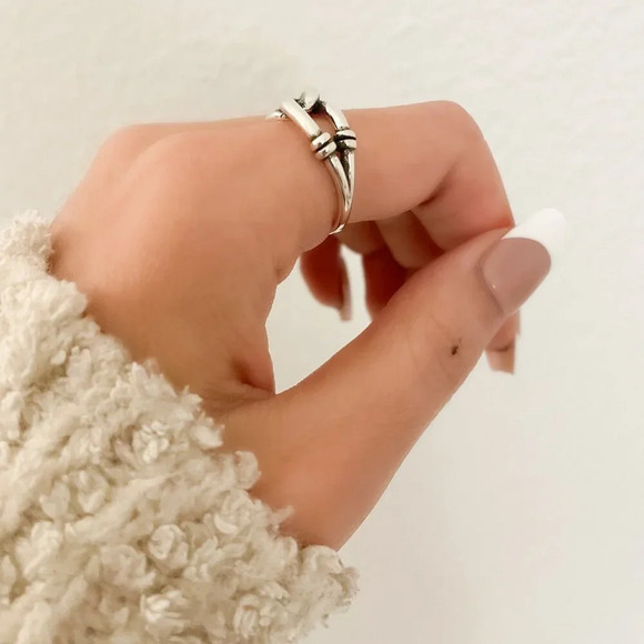 925 Sterling Silver Dainty Wrap Ring Minimalist Ring Twist Ring Buckle Ring - Picture 6 of 9